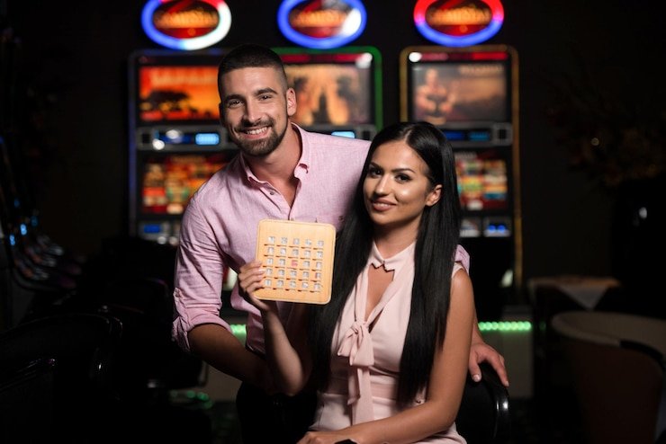Tampilan meja Live Casino edmtogel dengan dealer profesional siaran langsung
